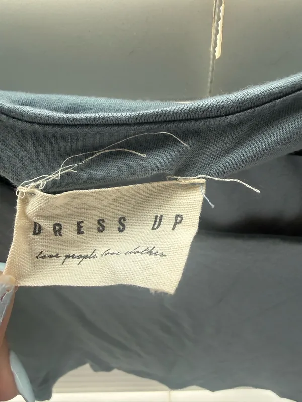 Dress Up Boutique blue cropped shirt - Image 3