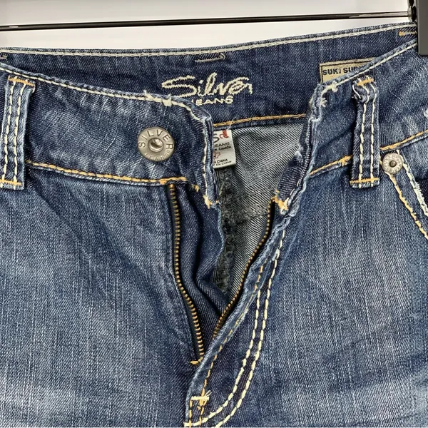 Silver Jeans Suki Surplus Bootcut Jeans Medium Wash 34/31 - Image 4