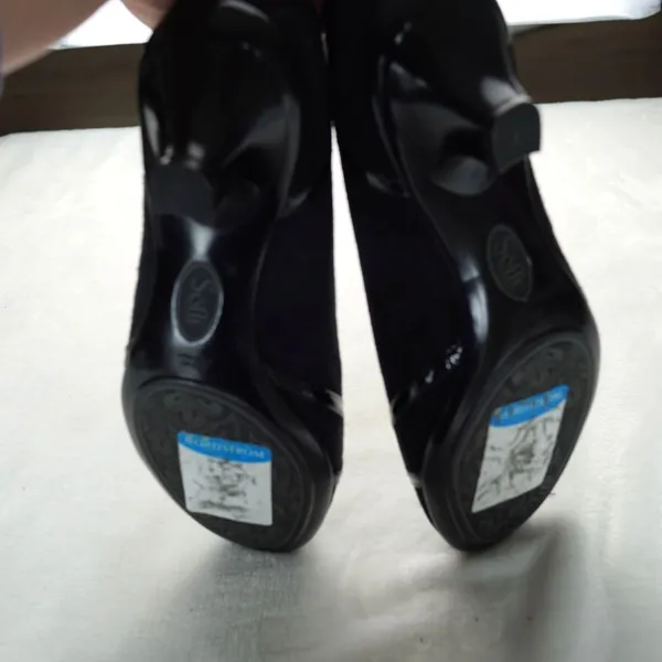 Sofft Black Suede Pumps Women Size 8 Kitten Heel Office Professional Career - Image 4
