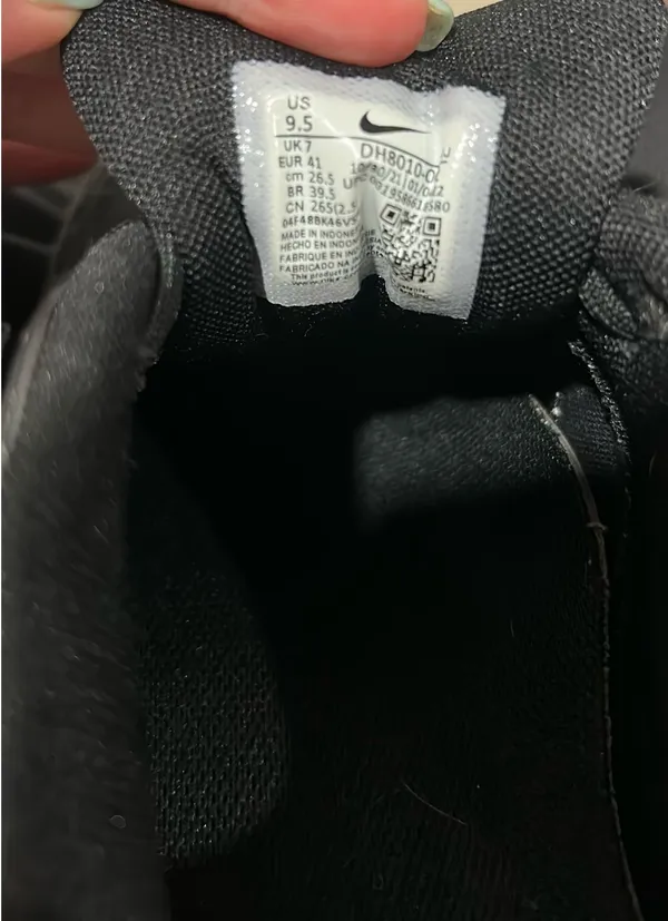Nike Shoes - Image 3