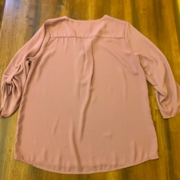 Rue 21 blouse large blush color long sleeve with button tabs v-neck zip … - Image 8