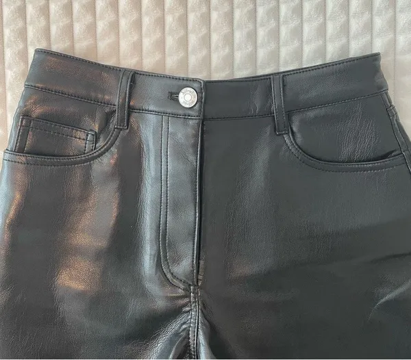 Wilfred Mercury Shorts - Image 2