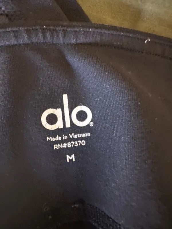 Alo Women’s Moto Leggings - Image 4
