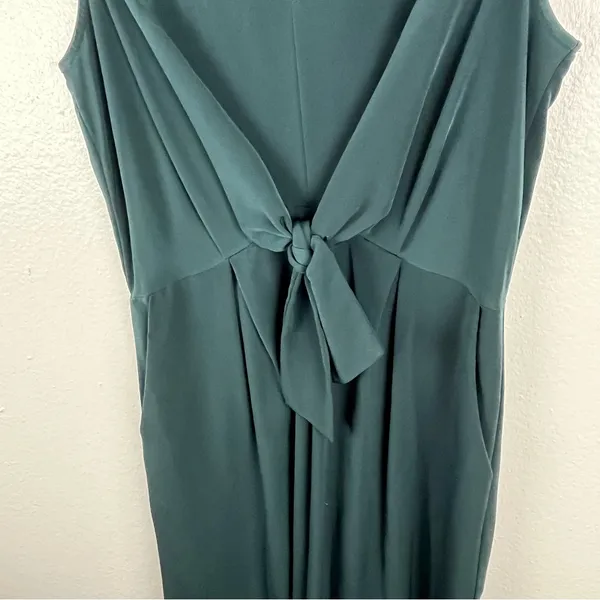 LULUS Emerald Green Knot Front V-Neck Side Pockets Flare Legs Jumpsuit Medium - Image 7