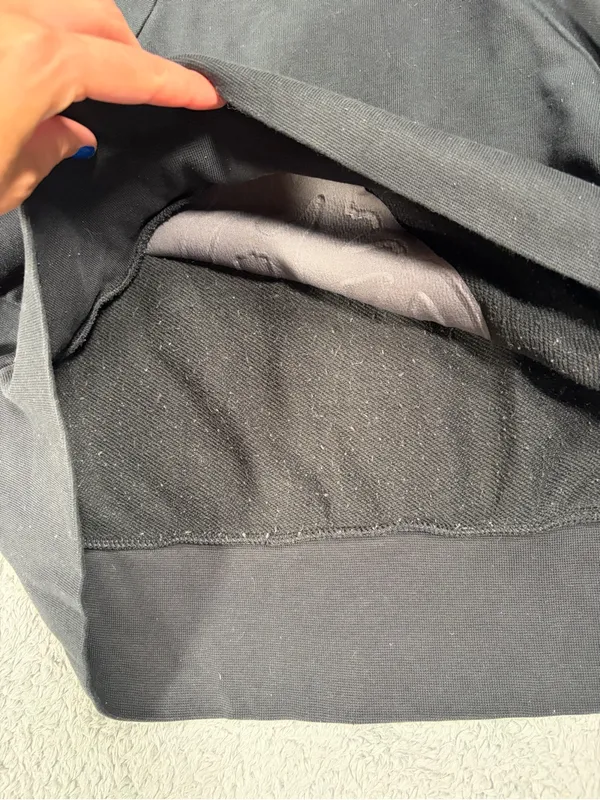 Nike Black Cropped Crewneck Sweatshirt logo medium - Image 8