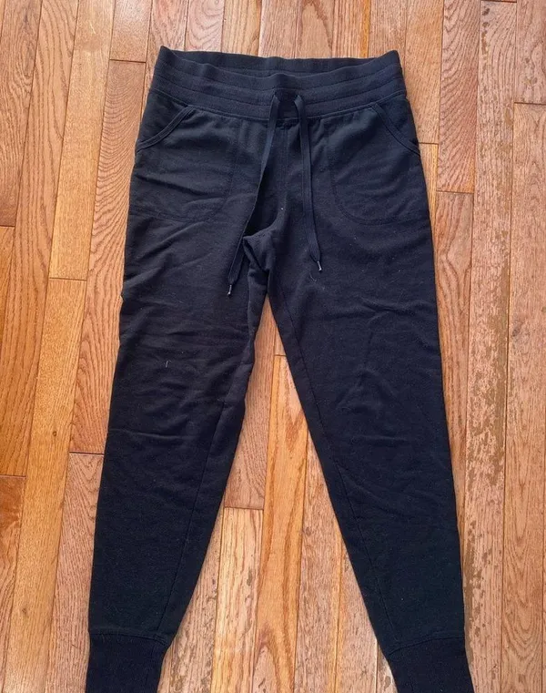black drawstring joggers Size M - Image 2