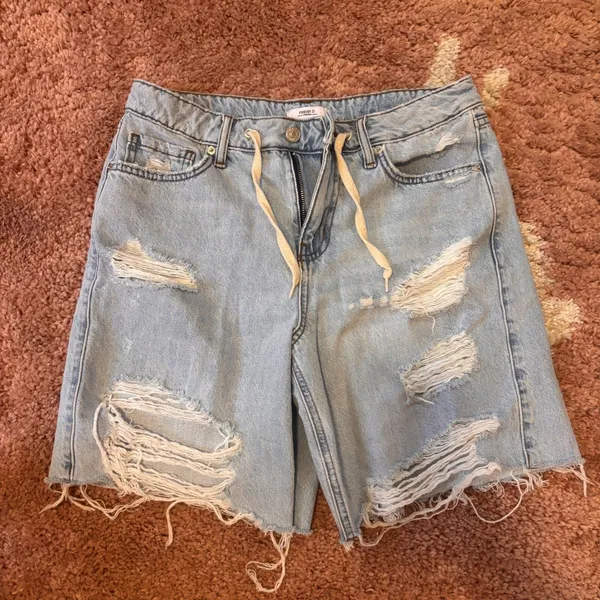 Forever 21 High Rise Distressed Drawstring Shorts Womens Size 28 - 8" Inseam - Image 2