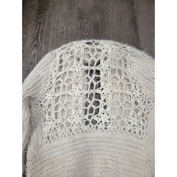 RYU Super Soft Cashmere-Like Crochet Back Cardigan Sweater Cream Beige M/L - Image 6