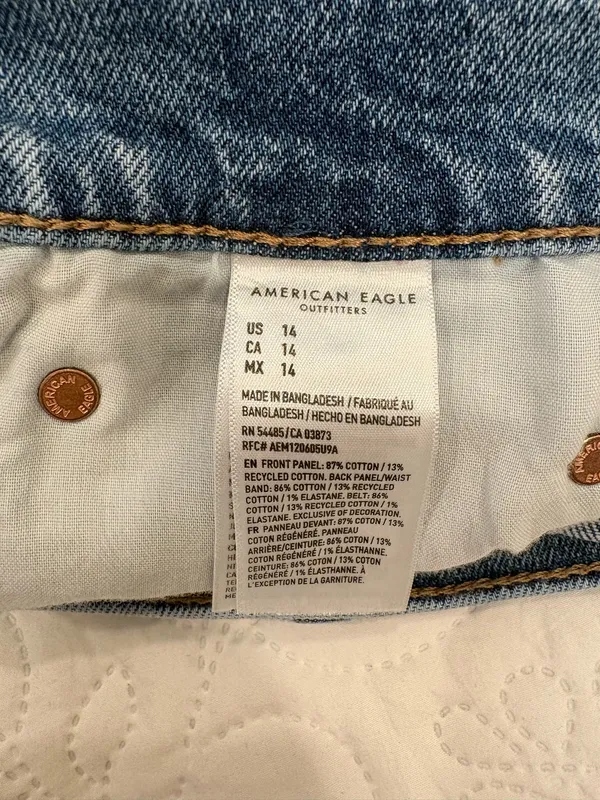 American Eagle Jean Shorts - Image 5