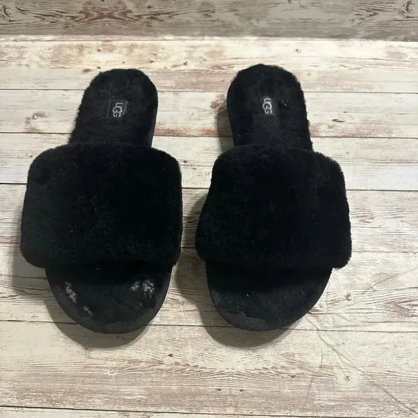 UGG Cozette Slippers Women’s Size 7 Black House Indoor Shoes - Image 4