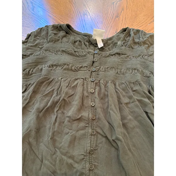 Knox Rose Women Olive Green Smocked Button Front Long Sleeve Blouse Medium - Image 4