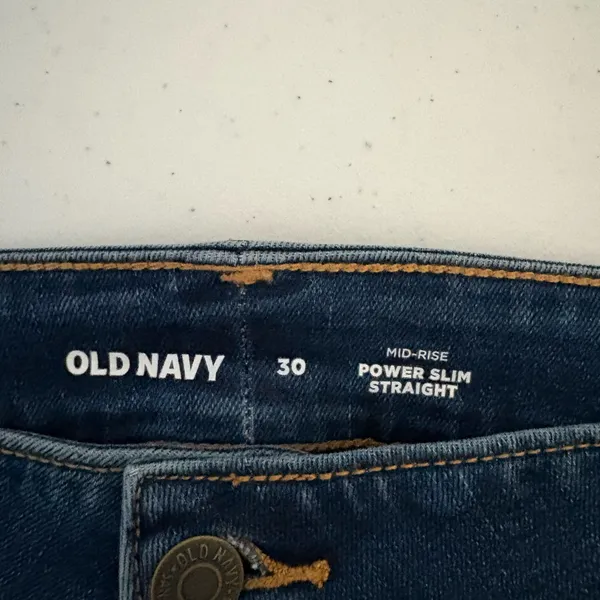 Old Navy Women’s Jeans Distressed Power Slim Straight Mid Rise Plus‎ 30 NWT 649 - Image 9