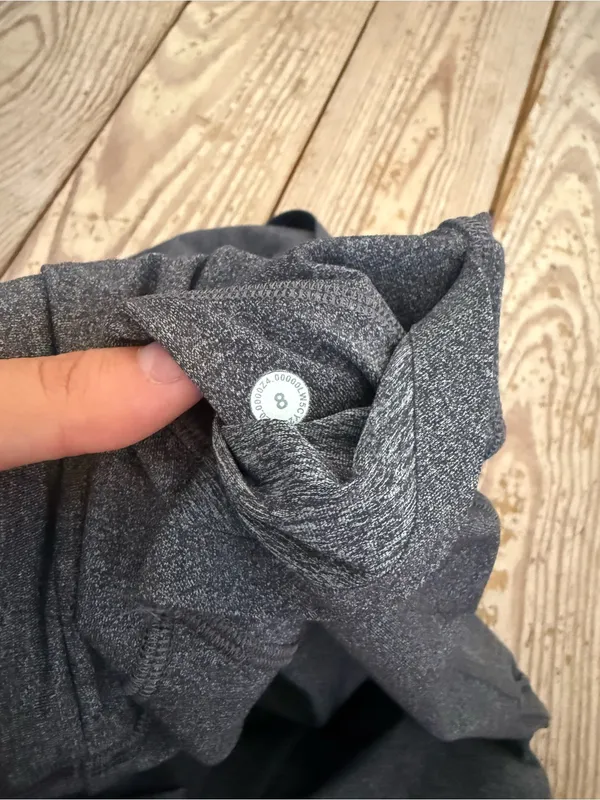 Lululemon Fast and Free High-Rise Tight Size 8 - Heathered Graphite Grey - Image 4