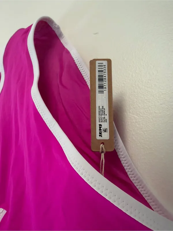 Skims- scoop neck one piece swimsuit - Image 4