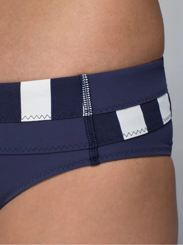 Lululemon Shanti Surf Hipster Steep Stripe Printed Cadet Blue Size 6 Bottom ONLY - Image 3