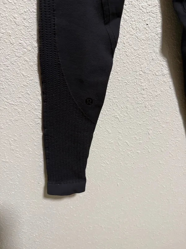 Lululemon Ebb‎ to Street Tight Black High Rise Seamless Leggings Size 4 - Image 6