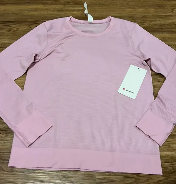 Lululemon Swiftly Relaxed Long Sleeve - Image 4