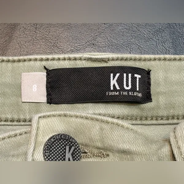Kut from the Kloth High rise Rachael Fab Ab Mom Jeans - Image 4