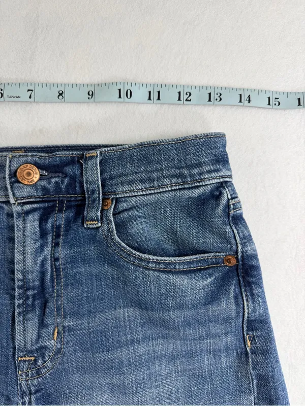 GAP High Rise Denim Cutoff Shorts Size 25 Raw‎ Hem Medium Wash - Image 5