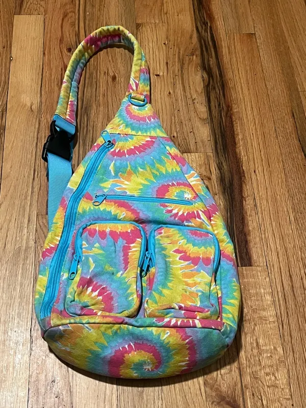 PINK Victoria's Secret Tie-Dye Sling Backpack | Y2K Festival Bag | GUC - Image 2