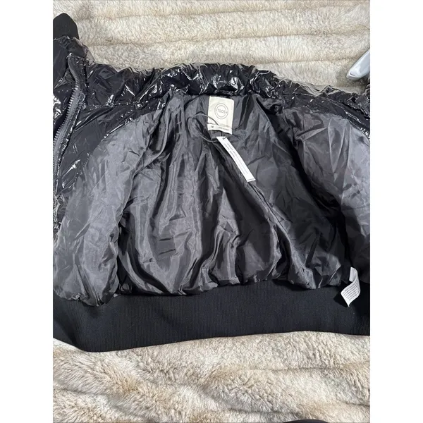 Stoosh Jacket Womens Medium Black Glossy Bubble Coat Cropped Shiny Puffer New - Image 11