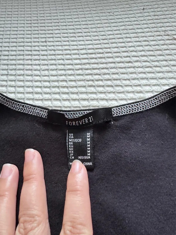 Forever 21 Crop Top - Image 3