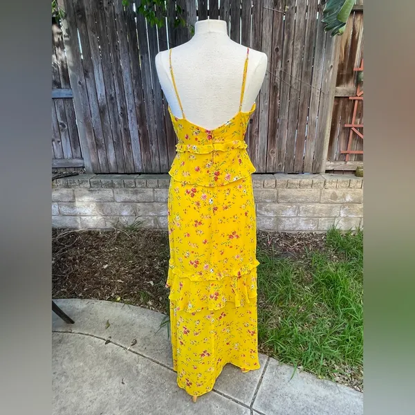 Lulus bohemian romantic floral maxi dress side slit ruffles cottagecore medium - Image 4