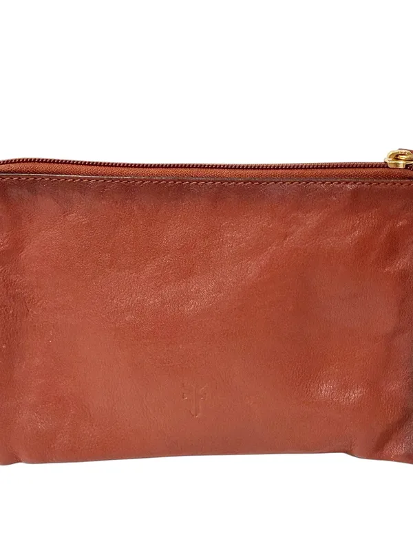FRYE Wristlet Wallet Smooth Leather in Cognac Brown DB0625 Full Zip - Image 2