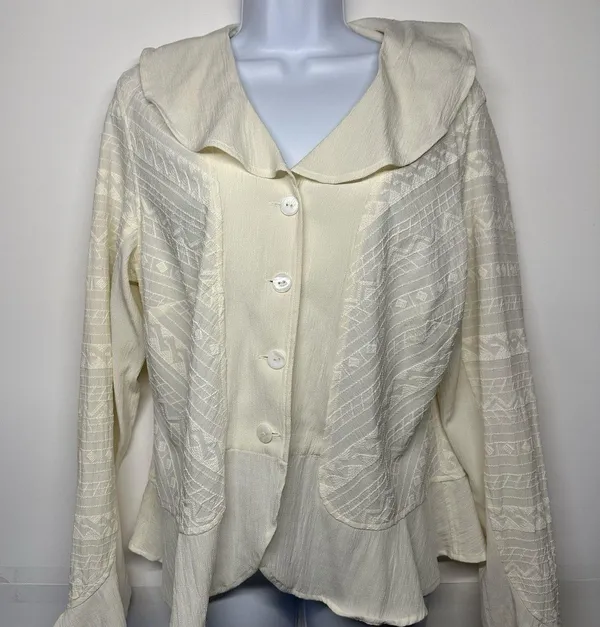 Coldwater Creek Women's White Button Down Blouse - Size L - Textured Rayon Blend - Image 2