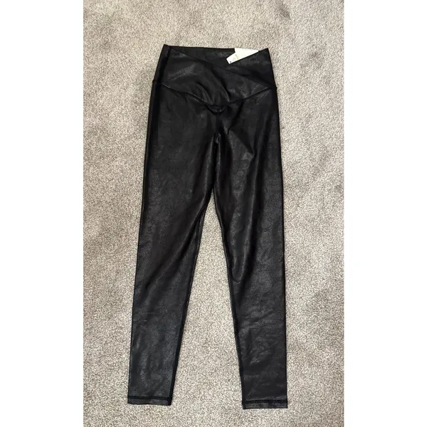 NWT Offline by Aerie High Waisted Crossover Black Crackle Leggings, M - Image 4