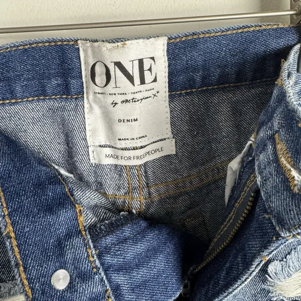 One by One Teaspoon Outlaws Size 26 Denim Shorts Button Fly High Waist Cotton - Image 3