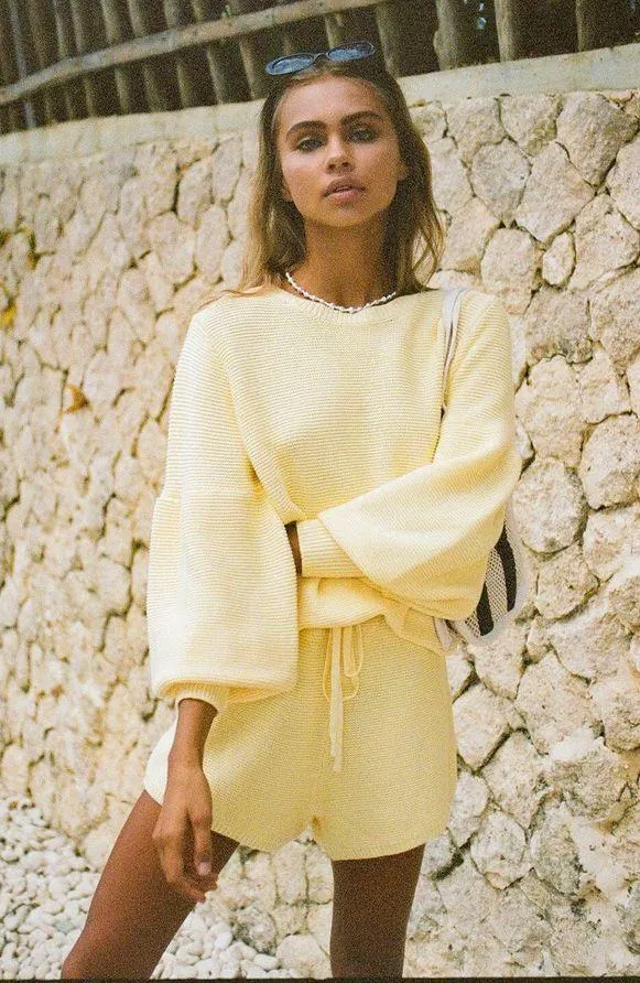 Sabo Skirt Lemondrop Knit Sweater and Shorts Set. Size Small Sweater: Medium Shorts: Small - Image 9