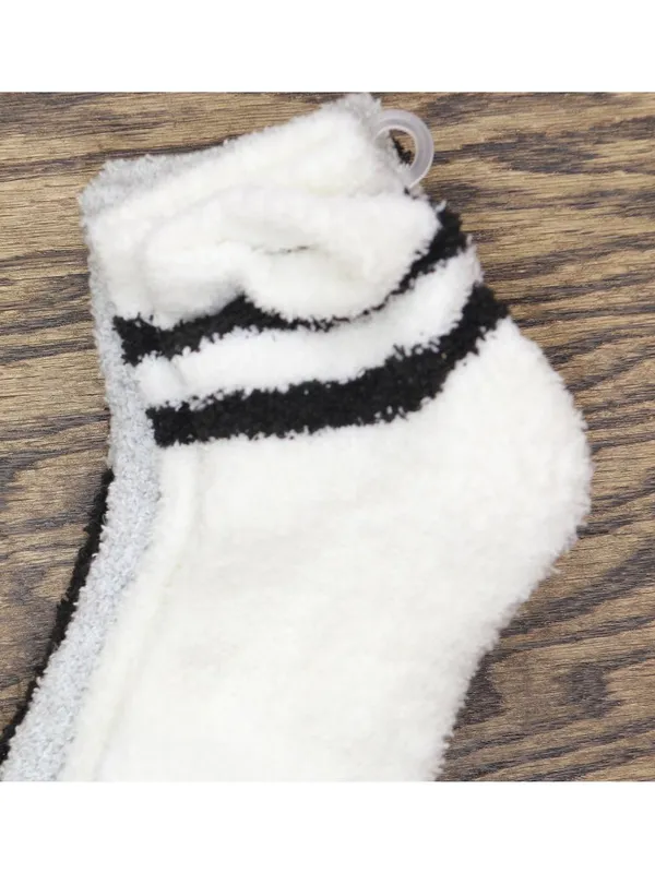 Cuddl Duds 3-Pack Womens Fuzzy Lounge Ankle Socks Black / Gray / White 4-10 - Image 4