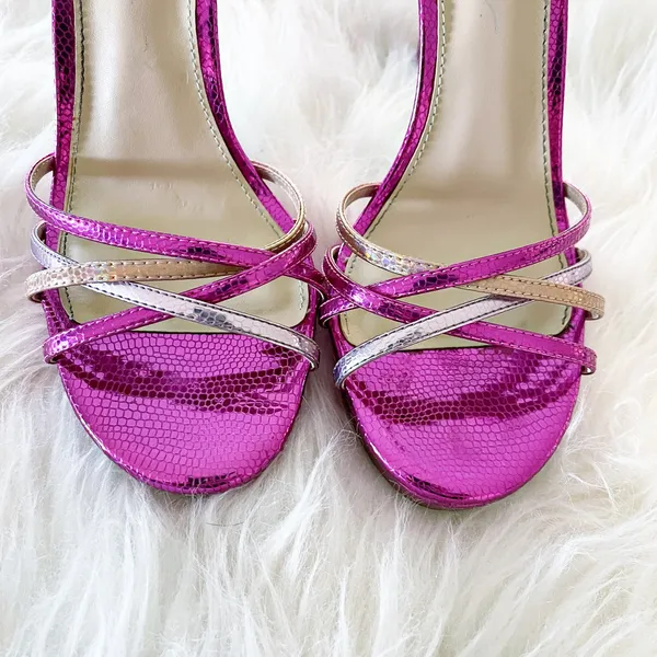 Blue by Betsey Johnson Avah Pink Metallic Platform Heels Y2K Barbiecore McBling - Image 4