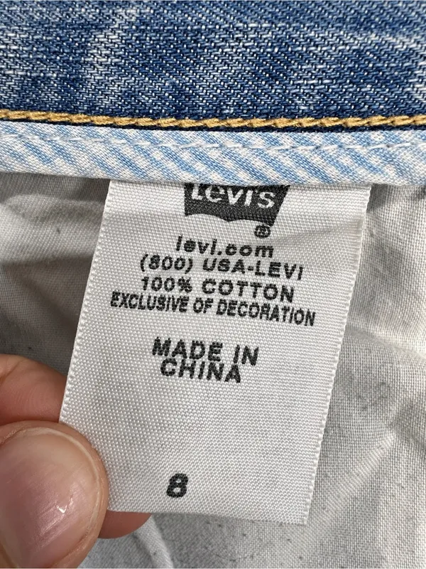 Rare 2009 Levi’s Boyfriend Denim Shorts Upside Down Red Tab Error Size 8 - Image 8