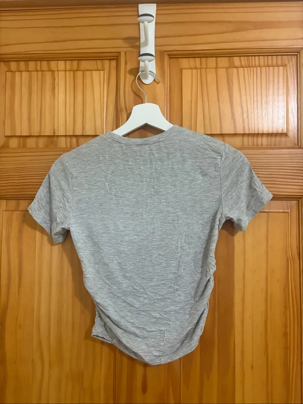 Boutique Brand Size XS Grey Rusched Side T-Shirt - Image 5
