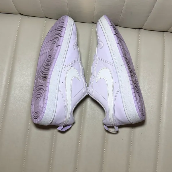 Nike Women's Purple and White Trainers - Image 5