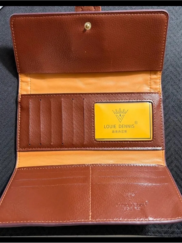 Vintage Louie Dennis Brown Wallet for Women - Image 3