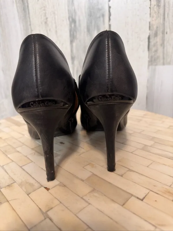 Calvin Klein Joanie Pointed Toe Leather Ankle Booties Womens 8 Black Heel Shooti - Image 3
