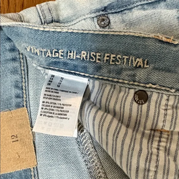 American Eagle | NWT “Vintage Hi-Rise Festival” Light Blue Jean Shorts Size 12 - Image 5