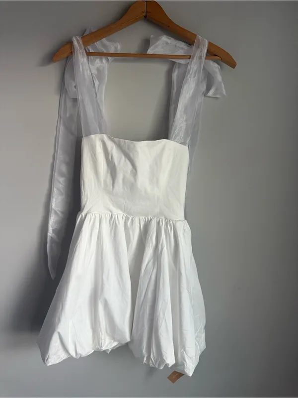 NEW Reformation Enza Dress 2 - Image 2