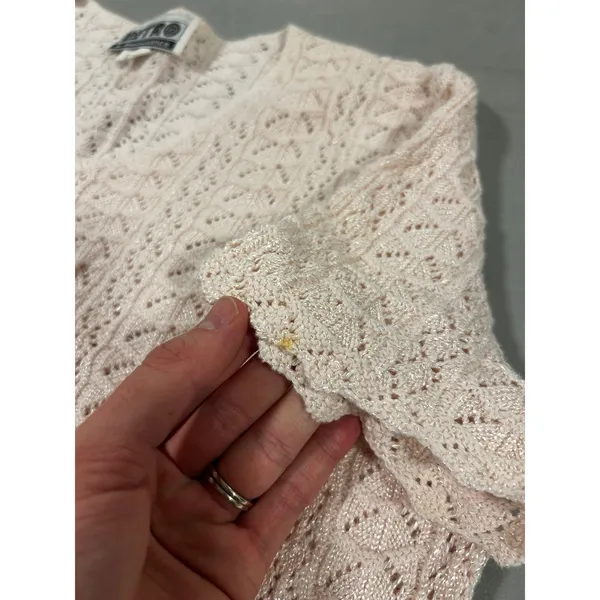 Y2K Retro Vintage 90s Pink Pointelle Knit crochet Cardigan Short Sleeve M stain - Image 10