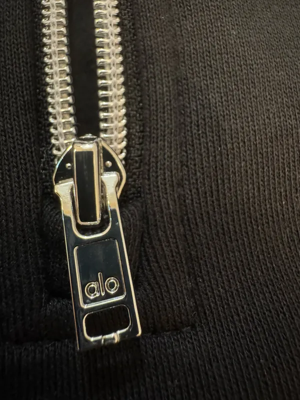 Alo Yoga 1/4 sweatshirt XS - Image 3