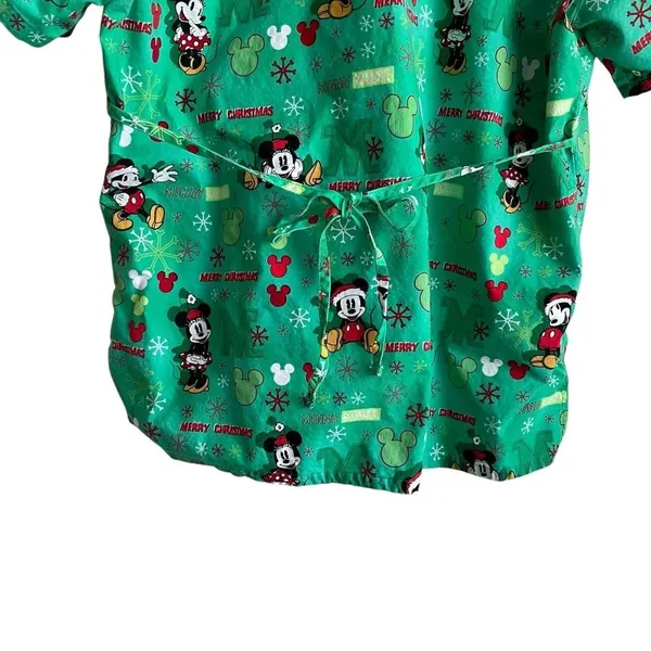 Micky Mouse Christmas Scrubs Disney Top L Medical Uniform Nurse Workwear‎ Dental - Image 4