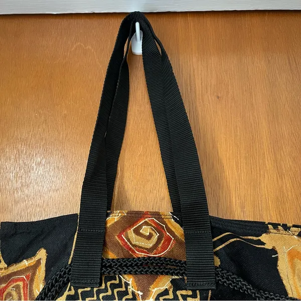 •Boho abstract shoulder bag• Black - Image 5