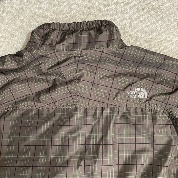 The North Face Women’s Windbreaker - Image 7