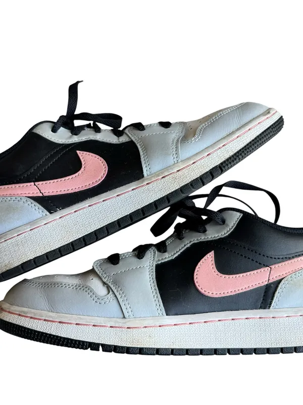 Nike Air Jordan 1 Low GS “Light Iron Ore Arctic Punch” – Size 5Y - Image 9
