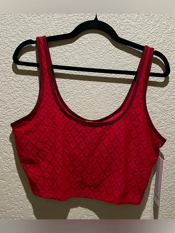 Lululemon NWT Textured Mesh Tennis Tank Top Med Support B/C Cup Red Size XL - Image 7