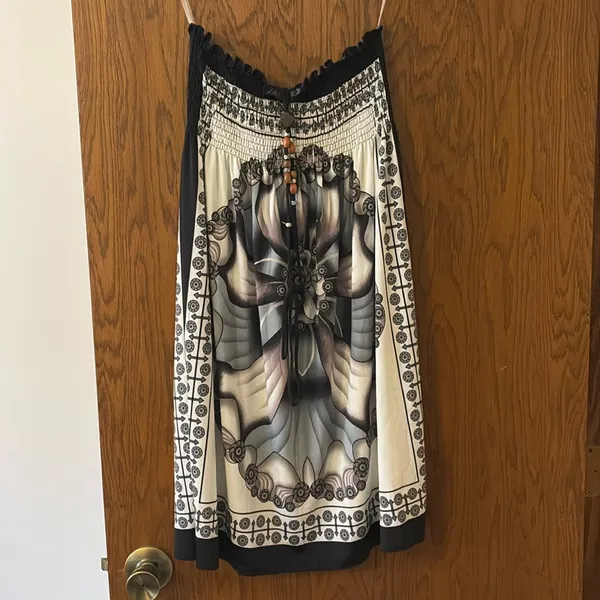 Silky Summer bandeau dress with boho/hippy print - Image 2