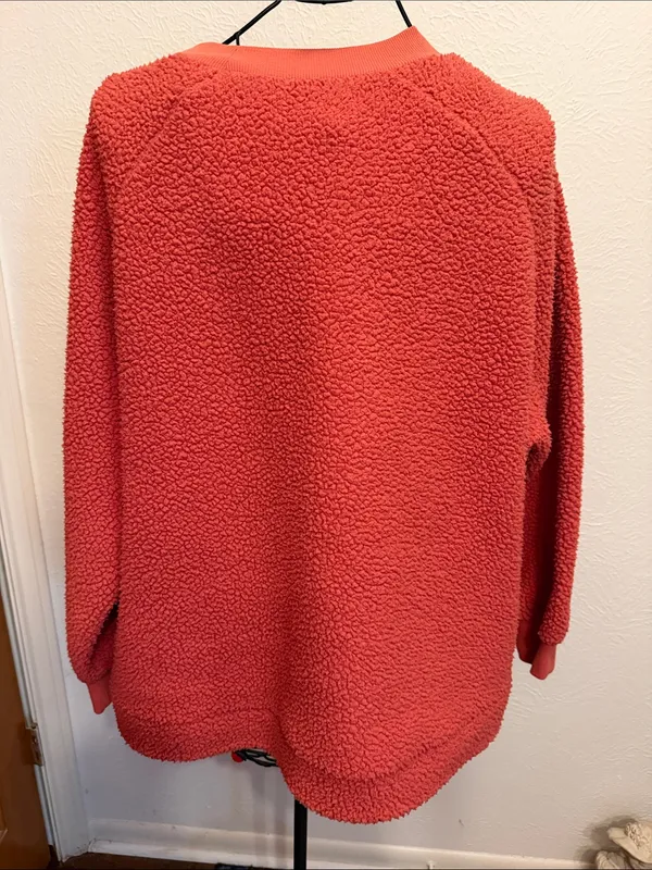 Old Navy Cozy Coral Sherpa Sweater - Soft Fleece Pullover - Image 5